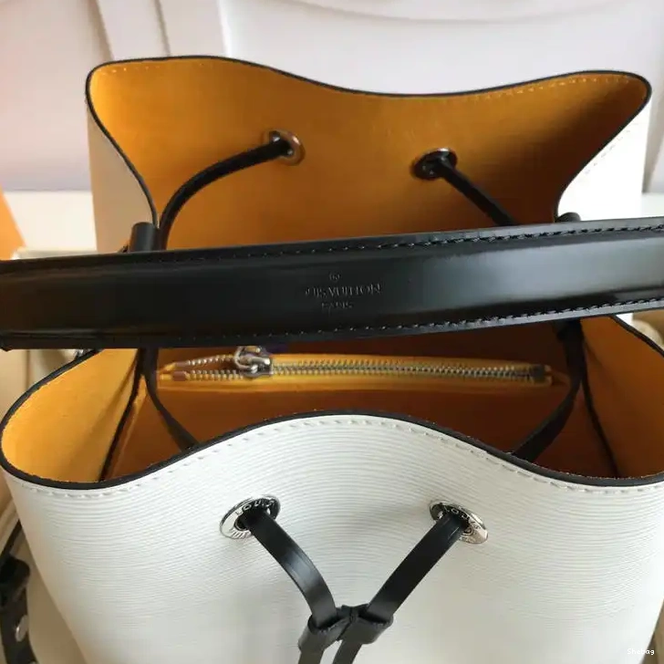Bags LV 19T1L0463 0726